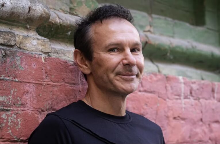 Компанію Вакарчука та стендап-шоу визнали критично важливими