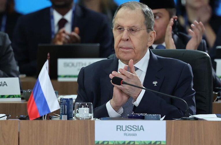 Лавров озвучив побажання щодо мирного договору