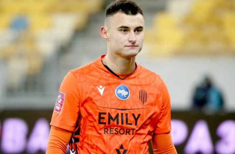 ЛНЗ посилює свої лави другим українським воротарем