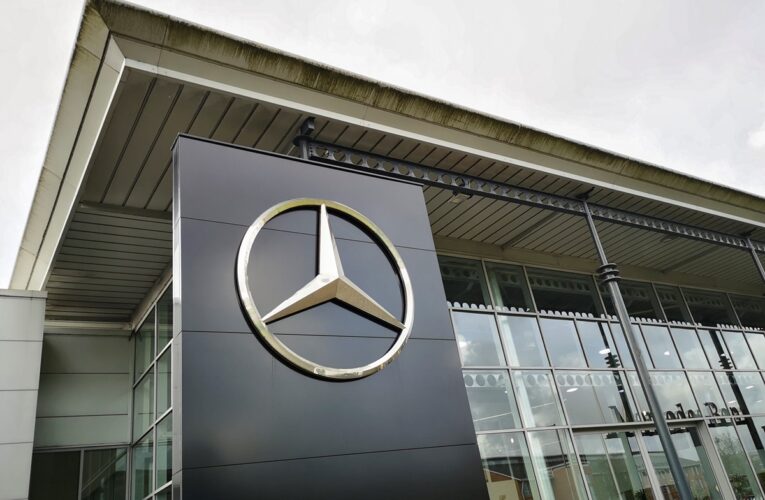 Mercedes втратив понад половину прибутку з початку року