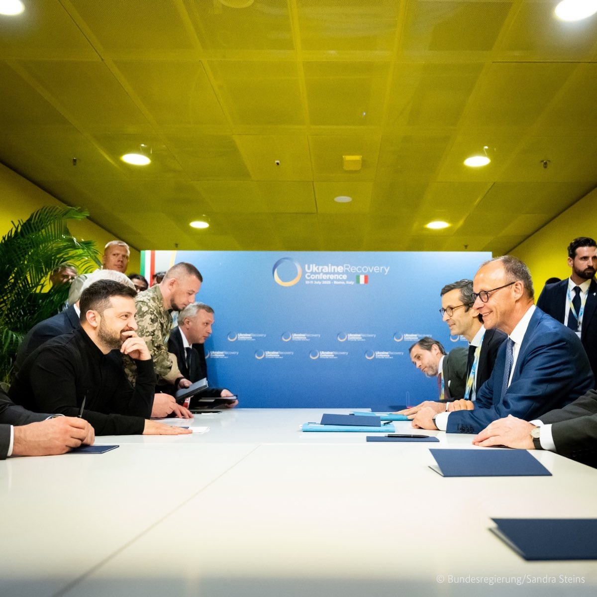 Новини світу - Мерц: У Німеччини й України спільне майбутнє