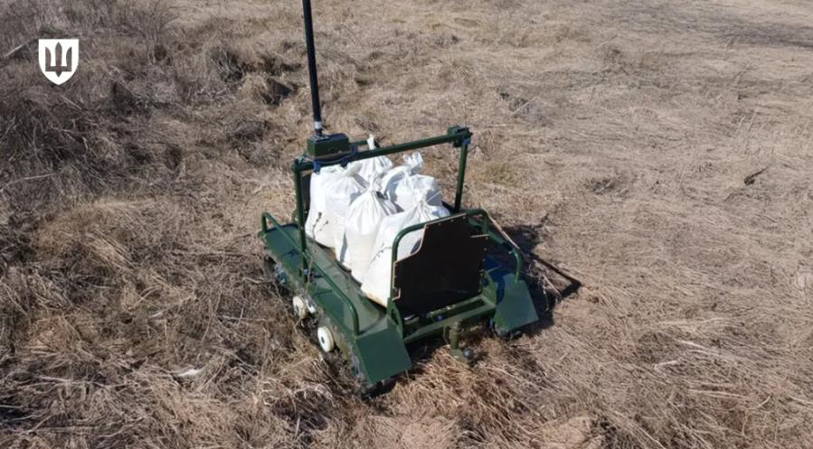 Новини України - На допомогу ЗСУ допустили гусеничний робот Лютік