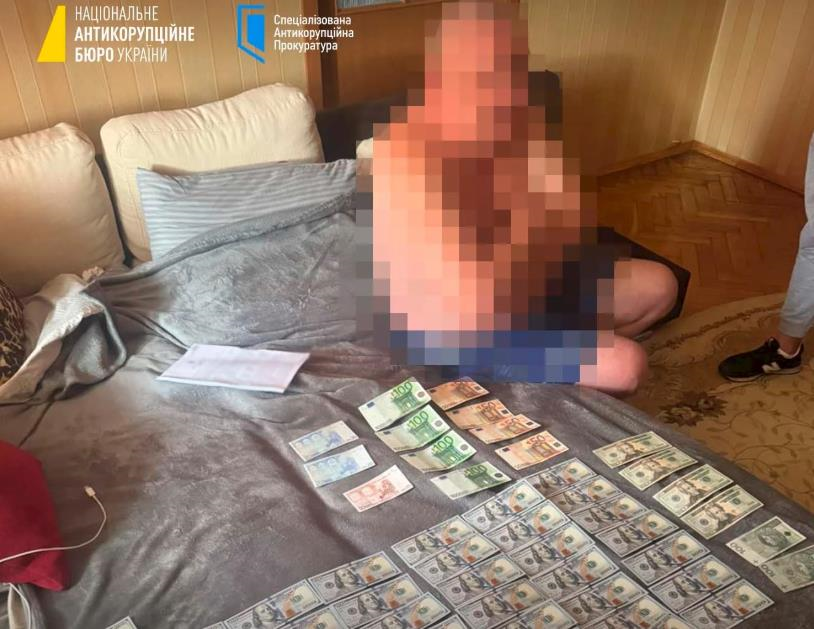 Новини України - На хабарі упіймали голову суду на Волині