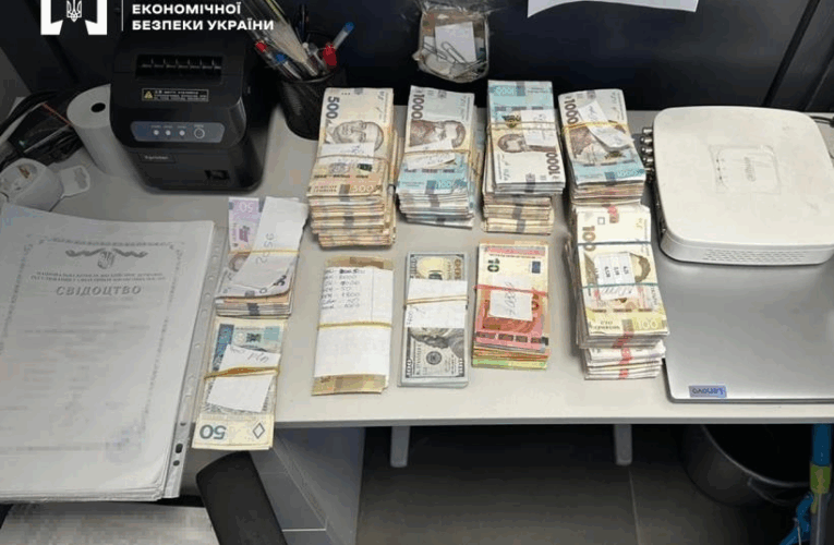 На Львівщині ліквідували нелегальну мережу обмінників