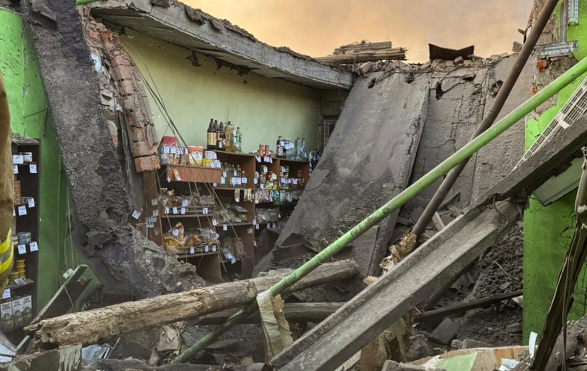 Новини України - На Сумщині БПЛА атакували магазин, є постраждала