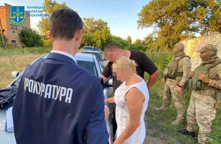 На Вінниччині адвокат зі спільниками заволоділи паями померлих людей