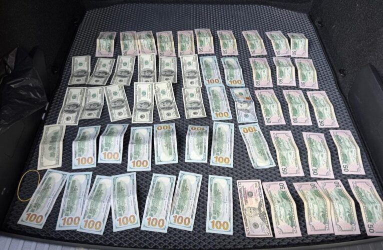 На Закарпатті прикордонник відмовився від хабаря у $10 тисяч