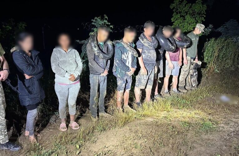 На Закарпатті затримали “водолазів” біля кордону