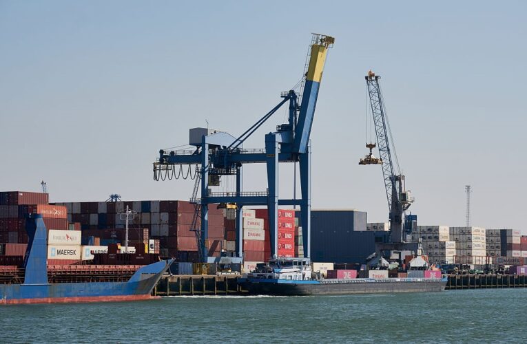 Найбільший порт Європи готують до війни з РФ – ЗМІ