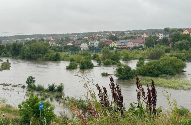 Негода в Україні: названо області з небезпечними погодними умовами