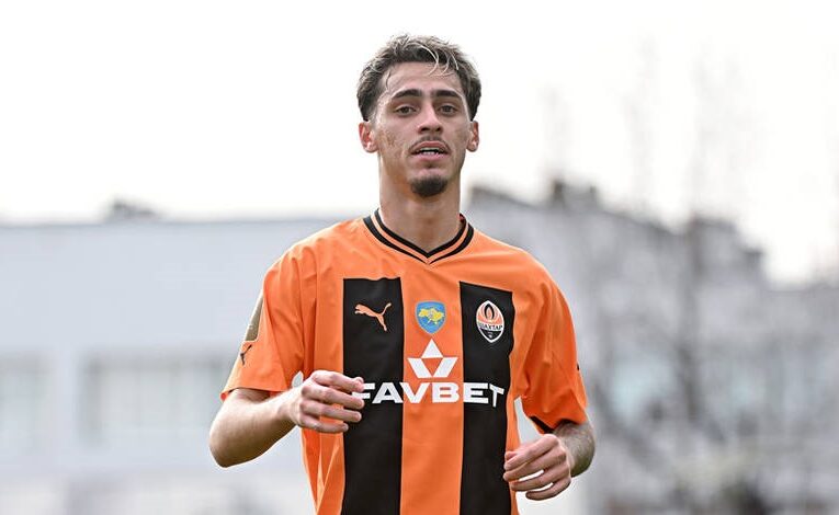 Німецький клуб активно працює над переходом хавбека Шахтаря