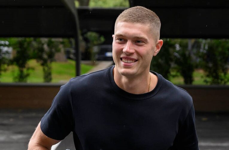 Нове керівництво Роми не бачить Довбика у складі – джерело