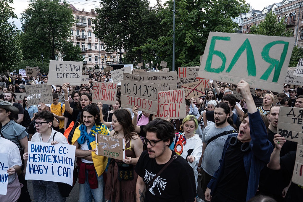 Новини України - Нові акції. Протести в Україні набирають обороти