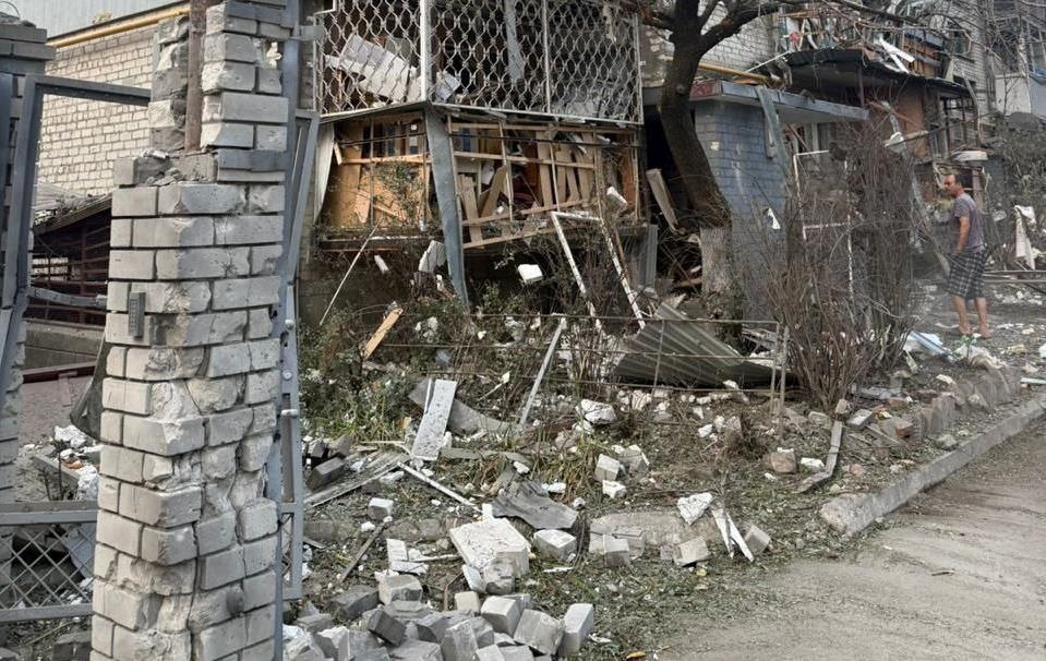 Новини України - Обстріли Донеччини: загинула дитина, 18 поранених