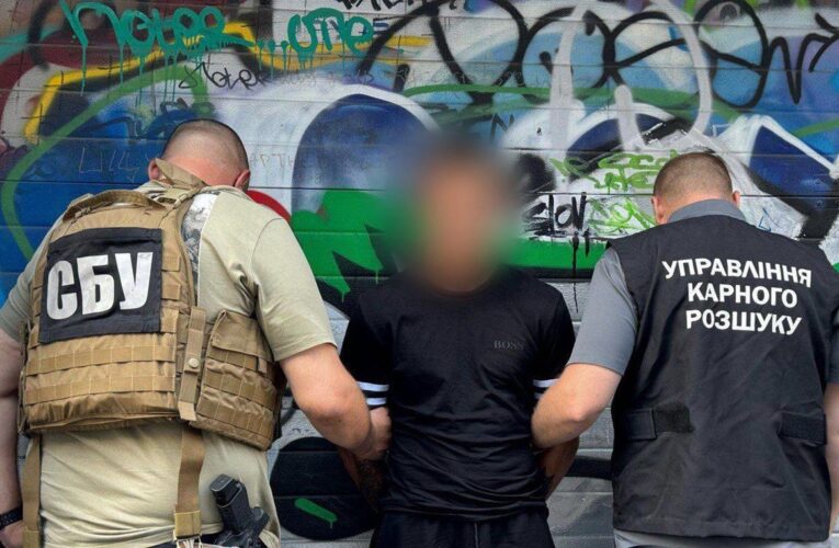 Підрив авто в Одесі: затримано підозрюваного