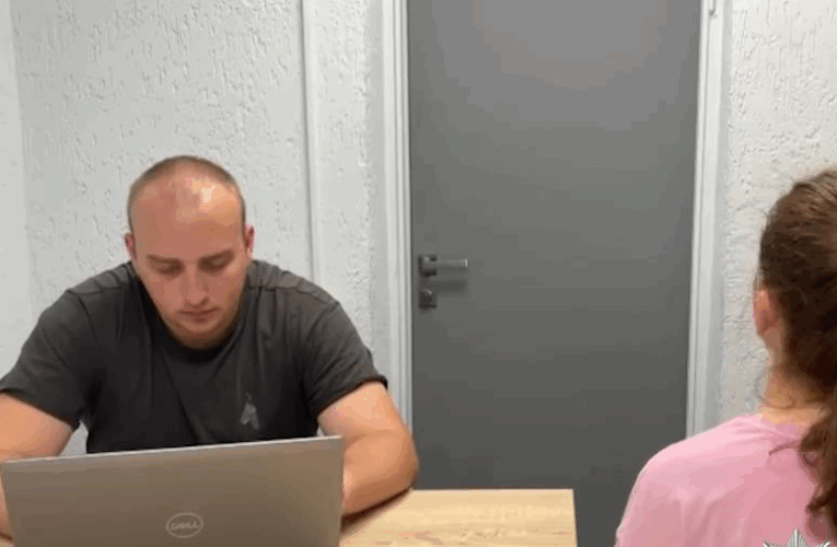 Поліція встановила особу чоловіка, який запускав салют у Бучі