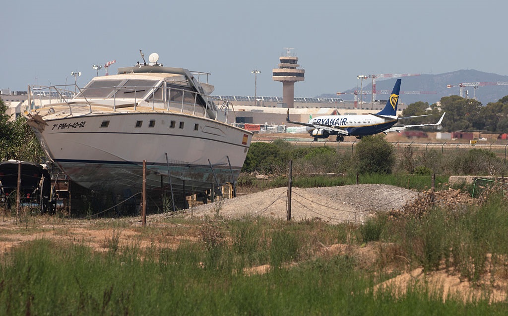 Новини України - "Пожежа" в аеропорту Іспанії спричинила травмування 18 людей