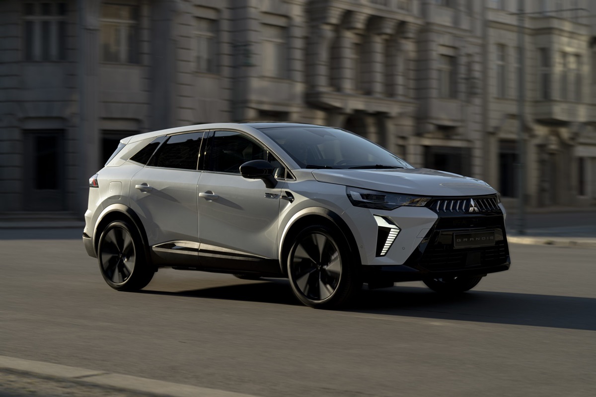 Авто новини - Представлено оновлений Mitsubishi Grandis