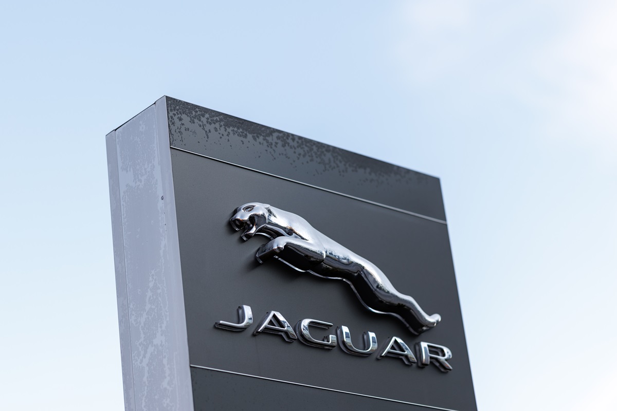 Авто новини - Продажі Jaguar в Європі обвалилися на 97%