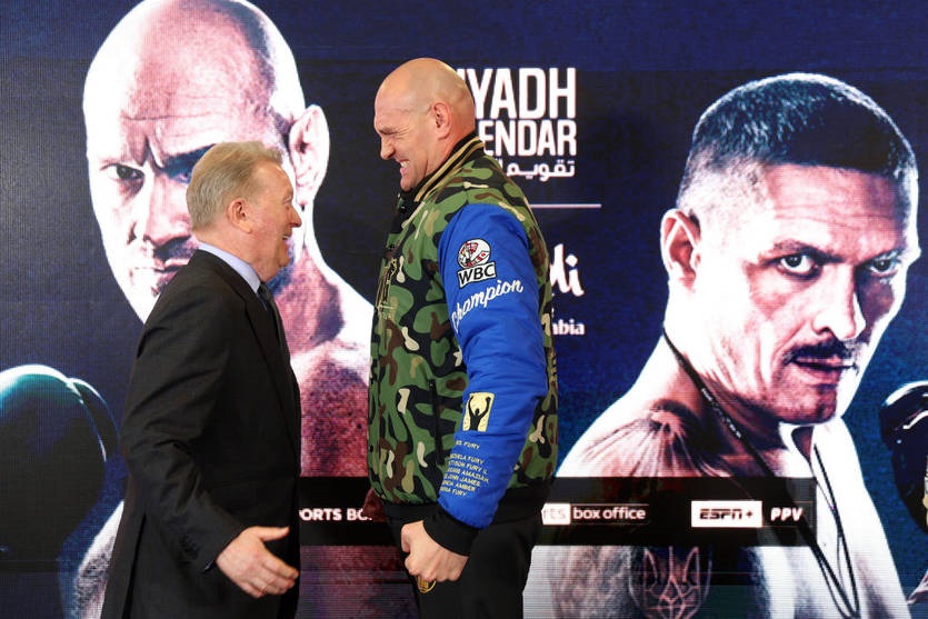 Новини спорту - Промоутер Ф’юрі проаналізував шанси на організацію трилогії з Усиком