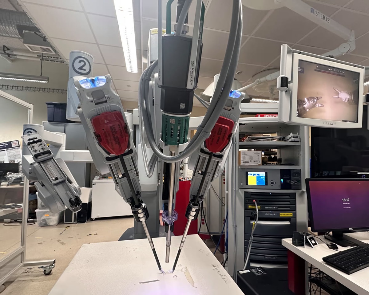 Технології - Роботи-хірурги самостійно провели операції