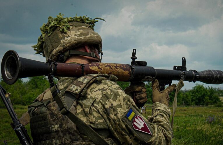 Росіяни атакують на 12 напрямках – Генштаб