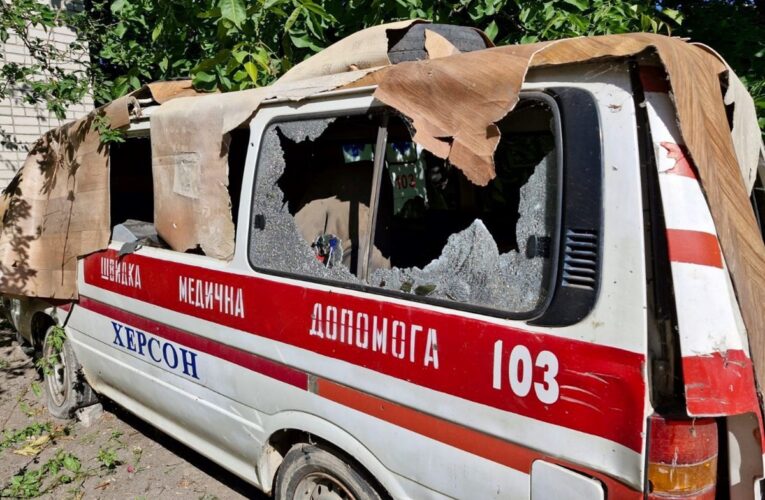 Росіяни обстріляли лікарню в Херсоні