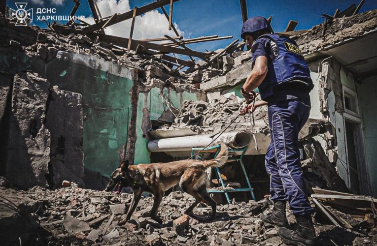 Росіяни вдарили з РСЗВ по Харківщині, багато жертв