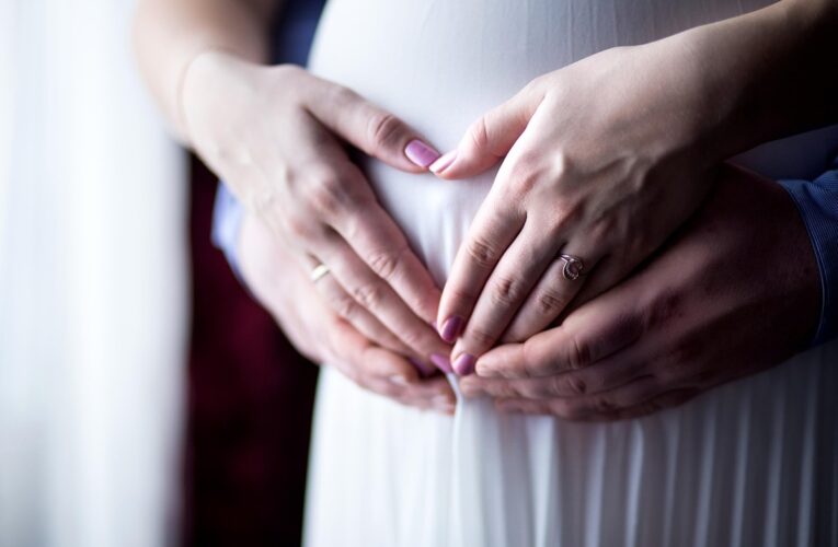 ШІ допоміг завагітніти жінці після 18 років спроб