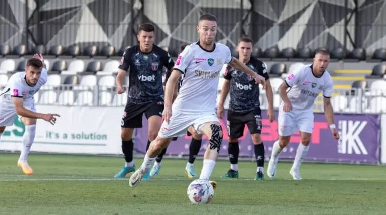 Сім’я лідера Колоса та сам футболіст потрапили в аварію