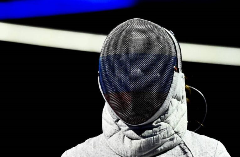 Скандал на ЧС з фехтування: серед “нейтралок” – майор армії РФ