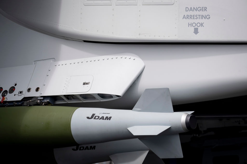 Новини світу - США продадуть Ізраїлю системи наведення для авіабомб на 500 млн доларів