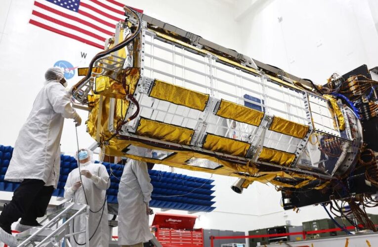 США й Індія запустили у космос незвичний супутник-радар