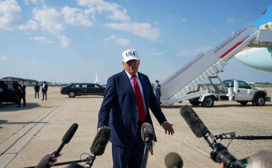 Новини світу - Трамп оцінив свою розмову з Путіним