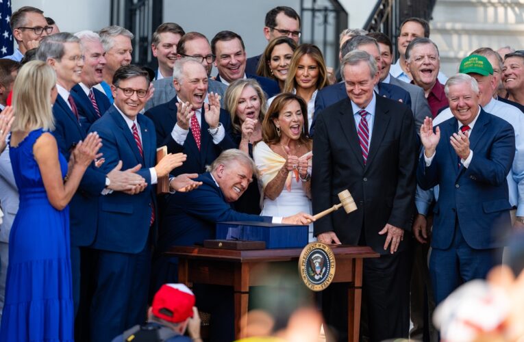 Трамп підписав “великий прекрасний закон”