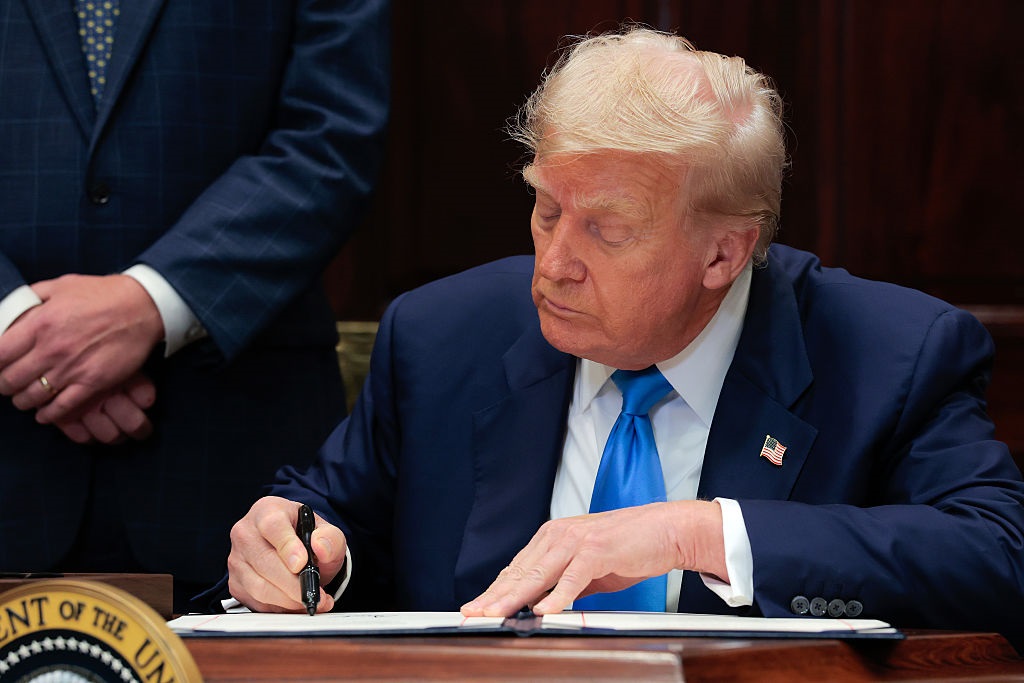 Новини світу - Трамп підвищив мита для Бразилії і пригрозив Індії