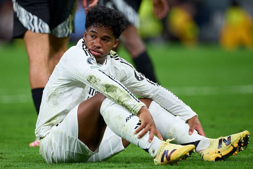 Новини спорту - Травма повернулася: талант Реала не допоможе команді на початку сезону