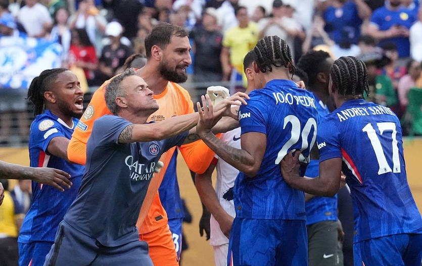 Новини спорту - Тренер ПСЖ висловився про епізод із сутичкою на полі