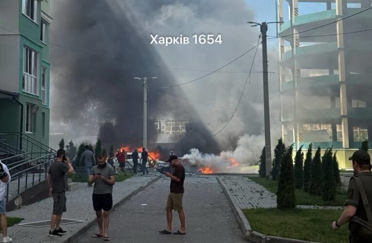 Центр Харкова зазнав удару КАБів, є поранені