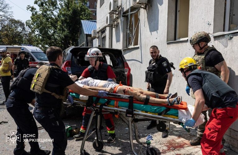 У Харкові майже 70 поранених через атаки “шахедів”