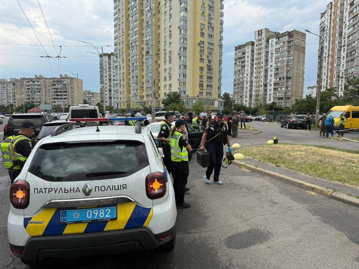 Новини Києва - У Києві застрелили чоловіка у салоні автомобіля