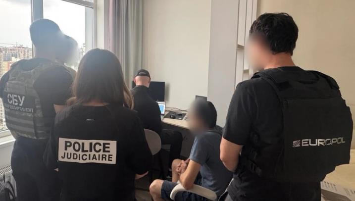 У Києві затримали адміна російськомовного форуму для кіберзлочинців