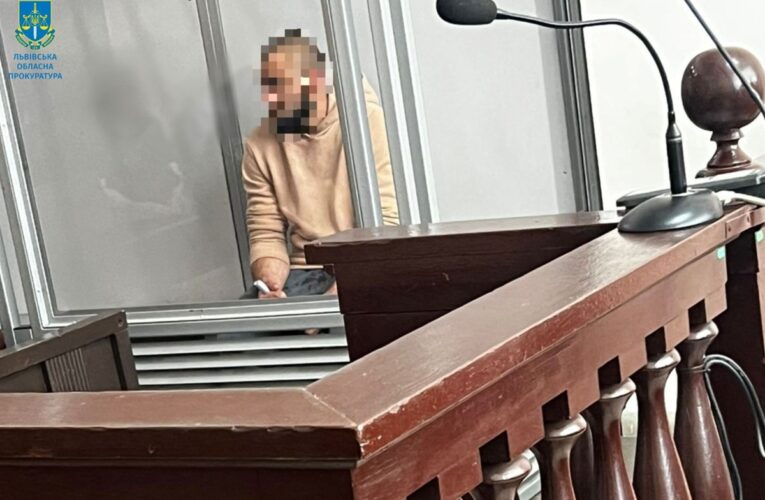 У Львові арештували чоловіка, який порізав дівчинку ножицями