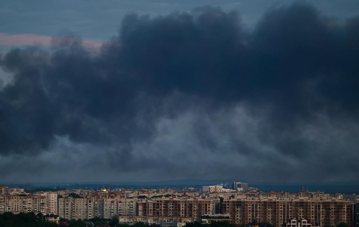 Новини України - У Львові дев'ять постраждалих через атаку Росії