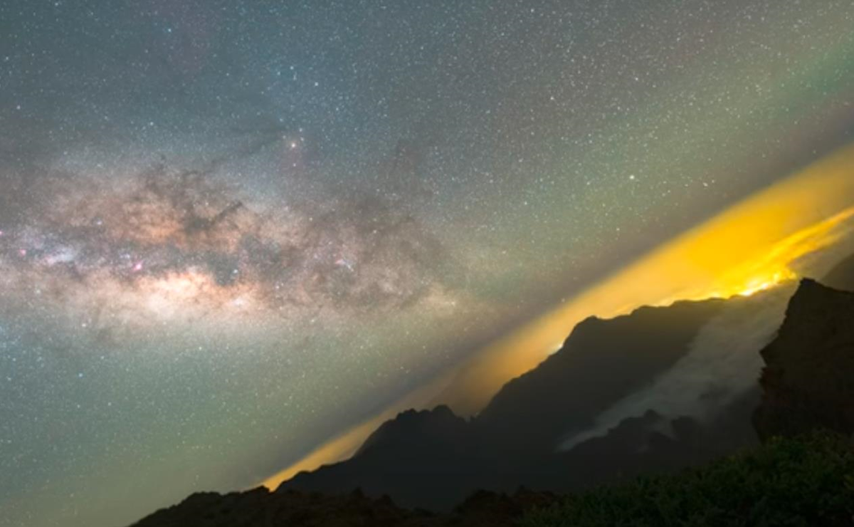 Новини світу - У мережі показали вражаюче відео обертання Землі