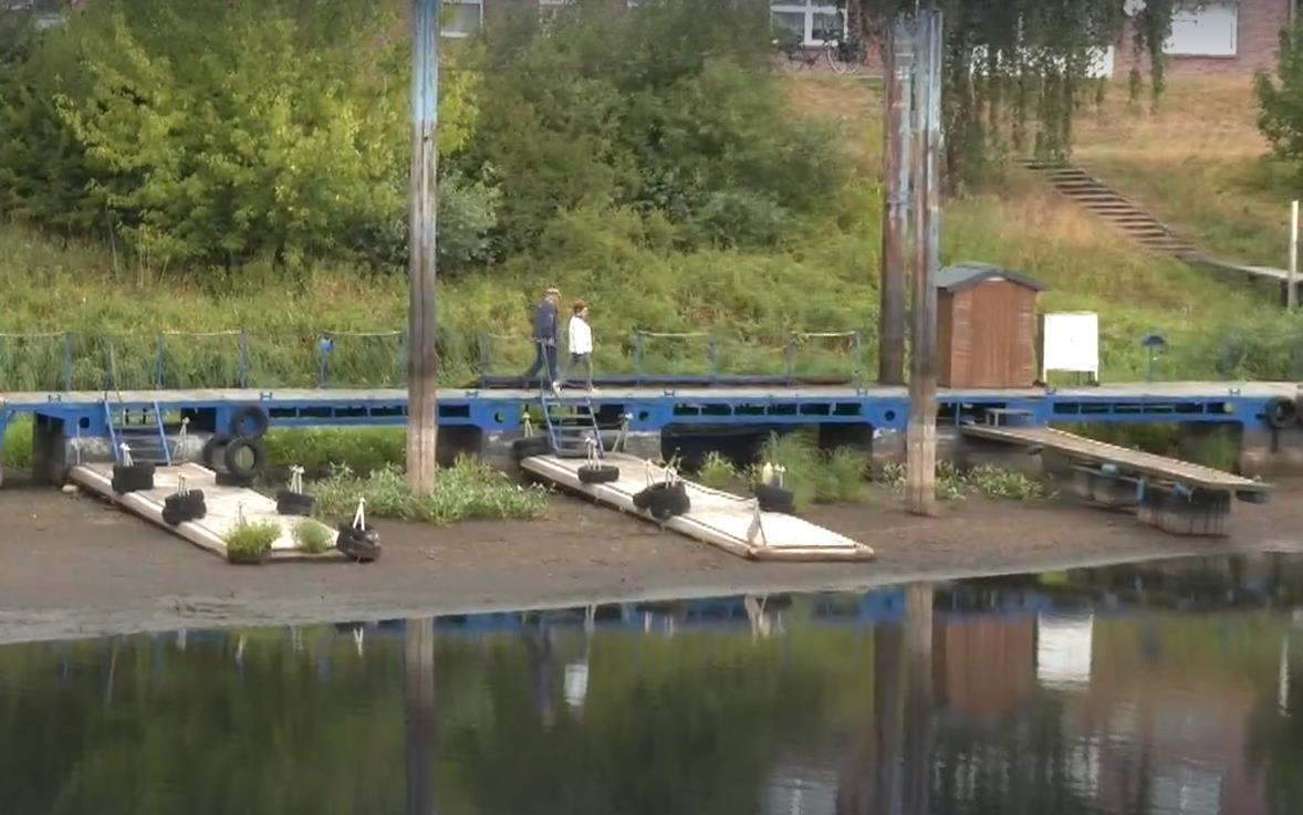 Новини світу - У Німеччині через посуху зупинив роботу річковий порт на Ельбі