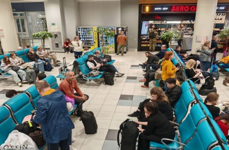 У Росії другий день поспіль скасовують авіарейси