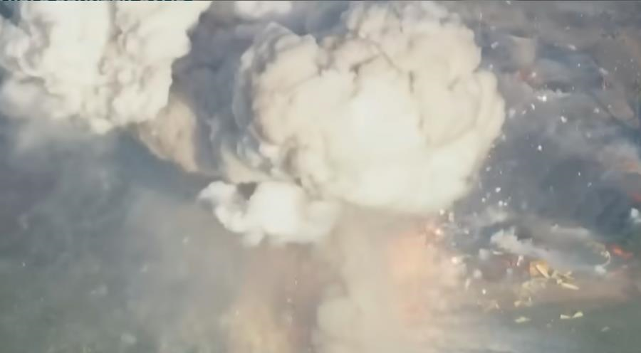 Новини світу - У США загорівся та вибухнув склад феєрверків