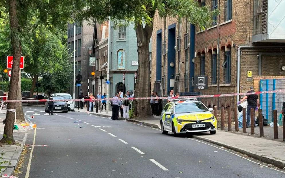 Новини світу - У центрі Лондона сталася різанина: двоє загиблих