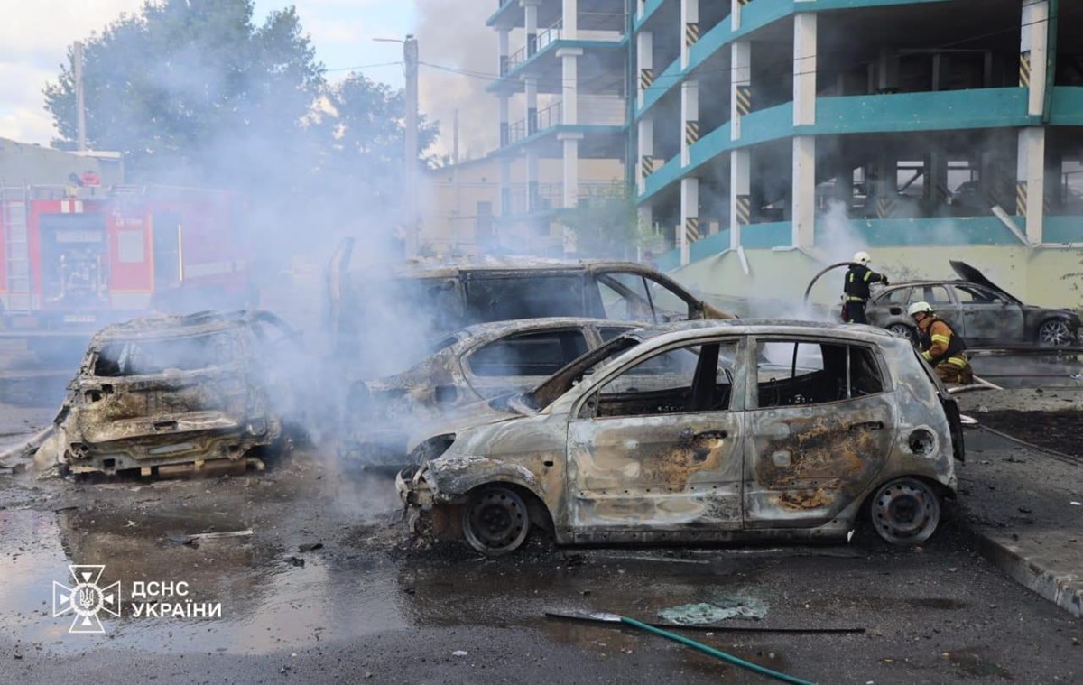 Новини політики - Удар КАБів: у Харкові десятки постраждалих